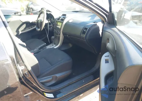 2013 Toyota Corolla S z USA, uszkodzony, nr VIN 2T1BU4EE9DC041229